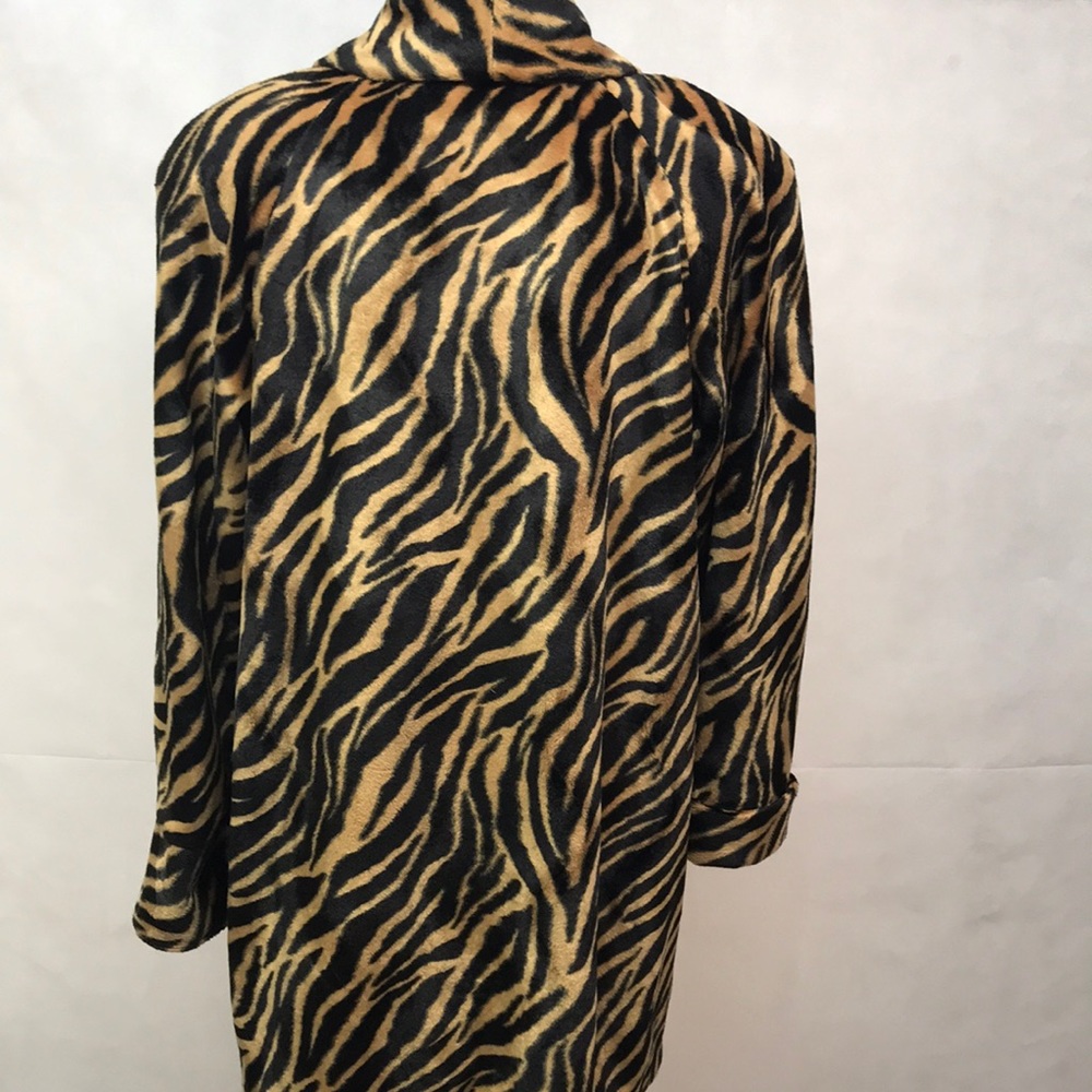 Cache Long Leopard Print Coat - image 6